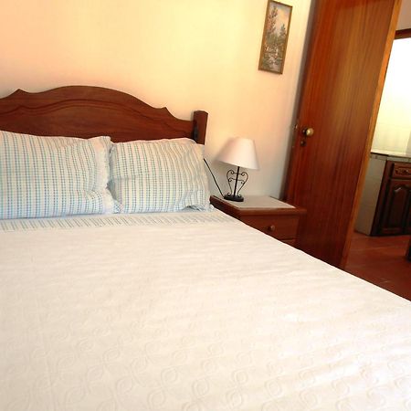 Solar Dos Carvalhos - Apartamentos De Turismo Nazaré Exterior foto
