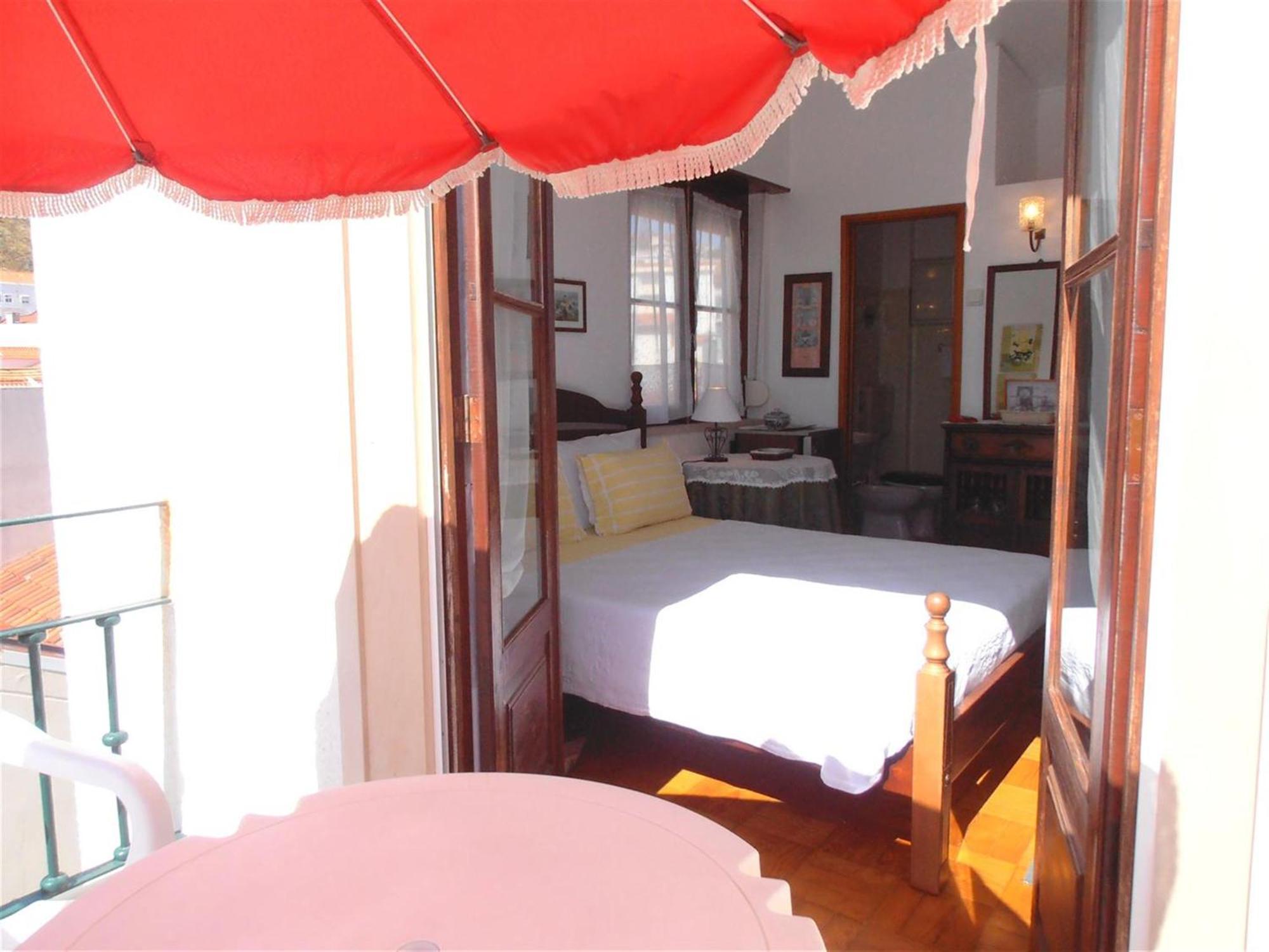 Solar Dos Carvalhos - Apartamentos De Turismo Nazaré Zimmer foto