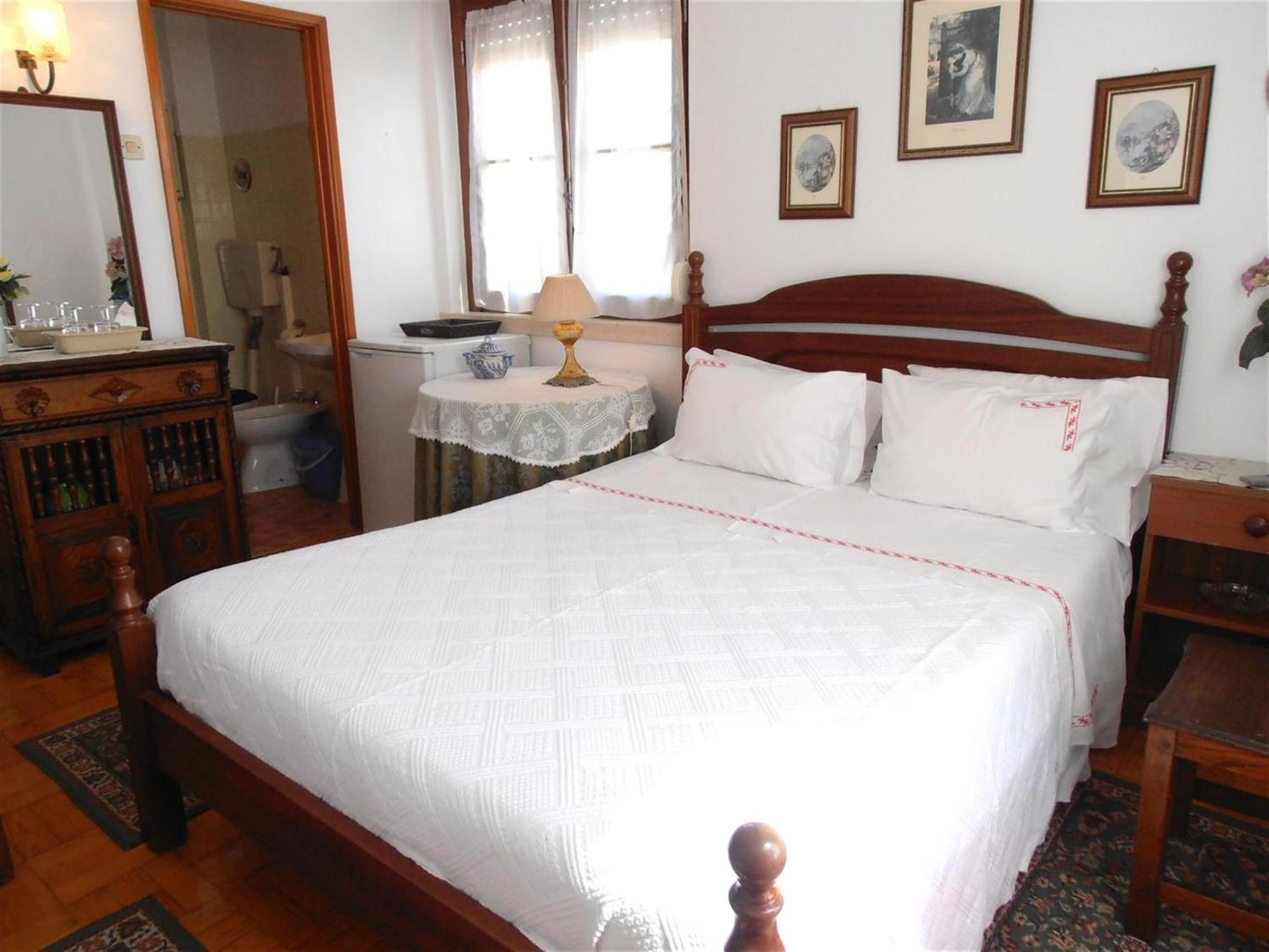Solar Dos Carvalhos - Apartamentos De Turismo Nazaré Zimmer foto