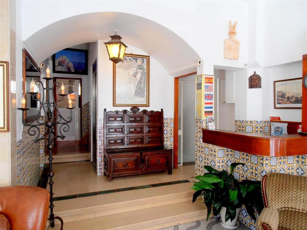 Solar Dos Carvalhos - Apartamentos De Turismo Nazaré Exterior foto